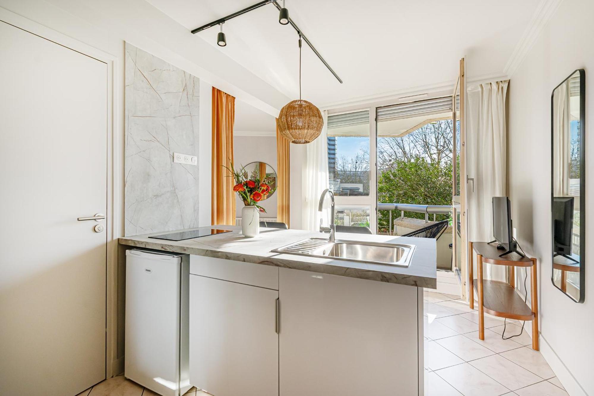 The Lake Aurora Suite - Duke Housing Creteil Luaran gambar