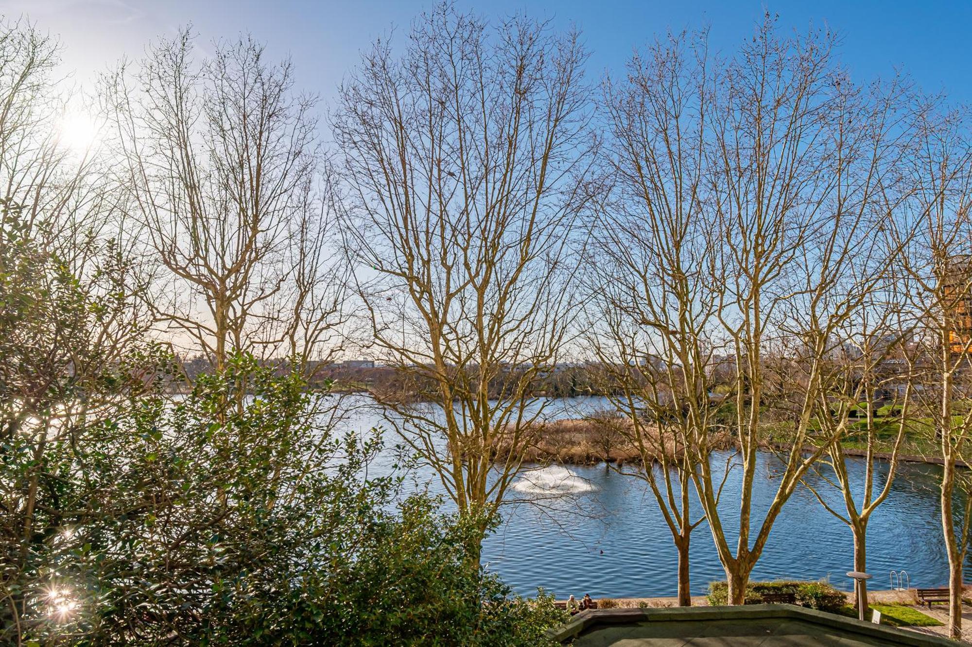 The Lake Aurora Suite - Duke Housing Creteil Luaran gambar